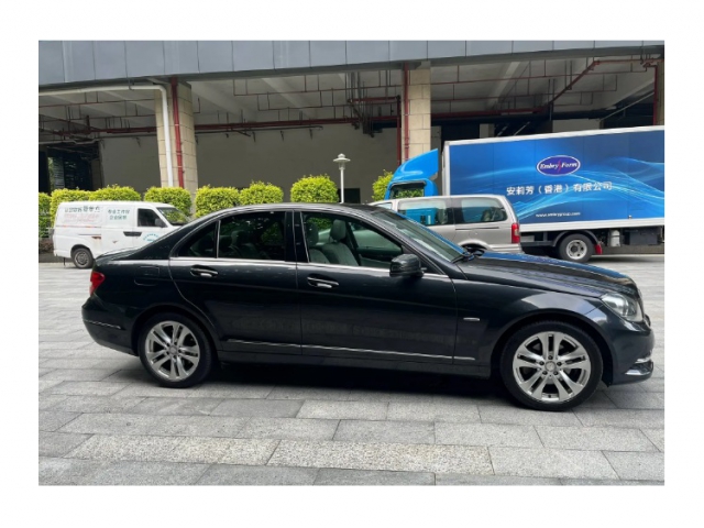 标的：奔驰 C级 2011款一辆