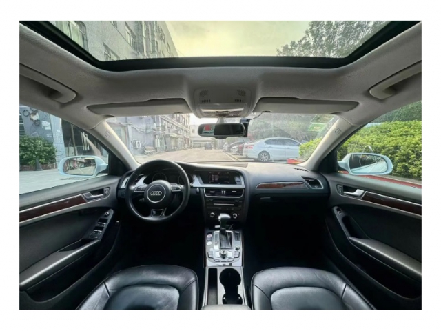 奥迪A4L2013款35TFSI一辆