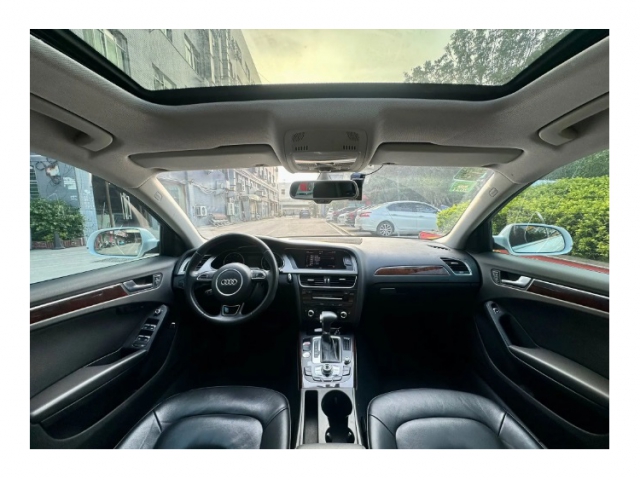 奥迪A4L2013款一辆