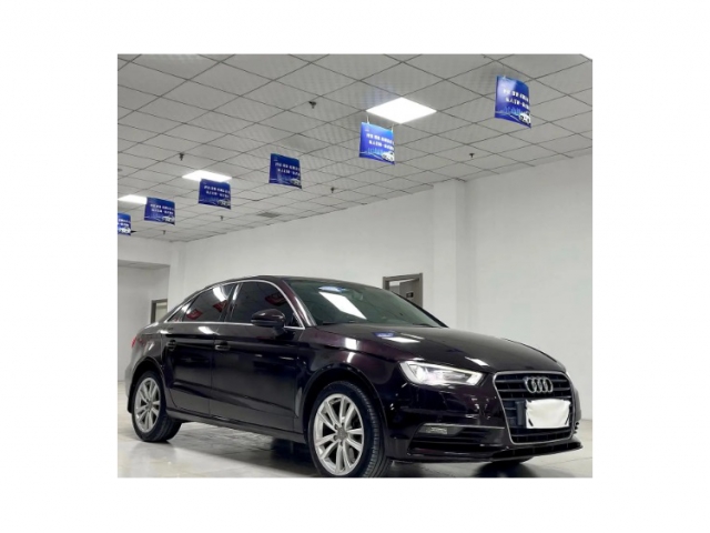 奥迪A3 Limousine 35 TFSI2016款一辆