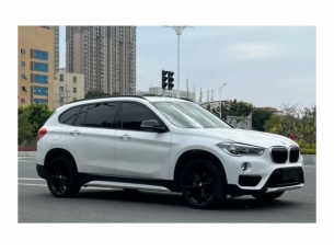 宝马X1 2018款sDrive20Li一辆