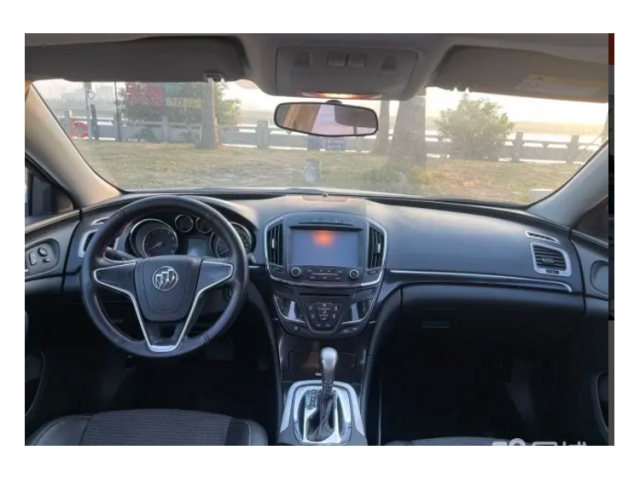 别克 君威 2017款 20T 领先型 一辆