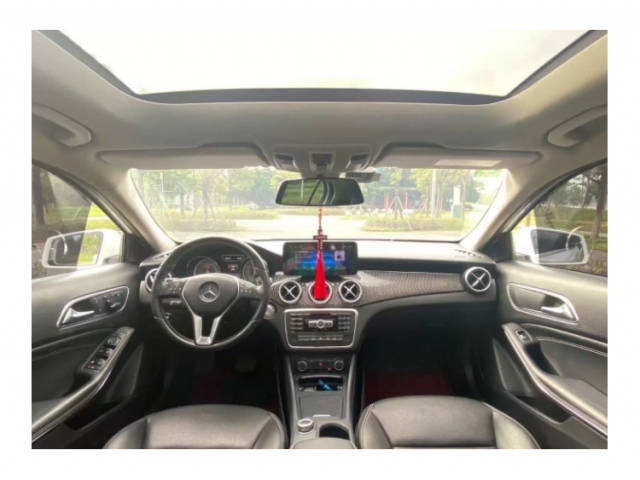 奔驰 GLA 2015款 GLA 200 动感型一辆
