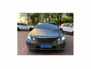 奔驰 E级 2011款 E 300 L 时尚尊贵型一辆