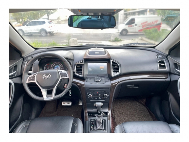 北汽幻速 S6 2017款 1.5T CVT畅享型一辆