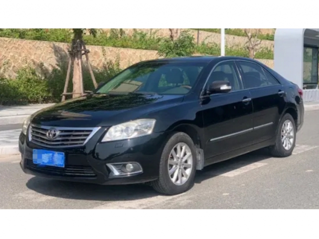 丰田 凯美瑞 2011款 240G 豪华一辆