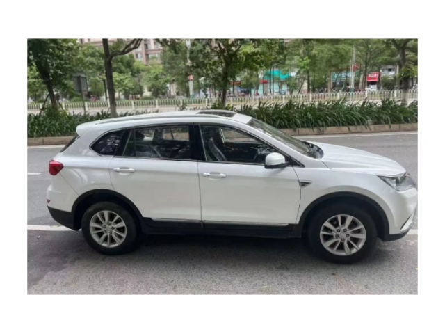 北汽幻速 S6 2017款 1.5T 手动领先型一辆