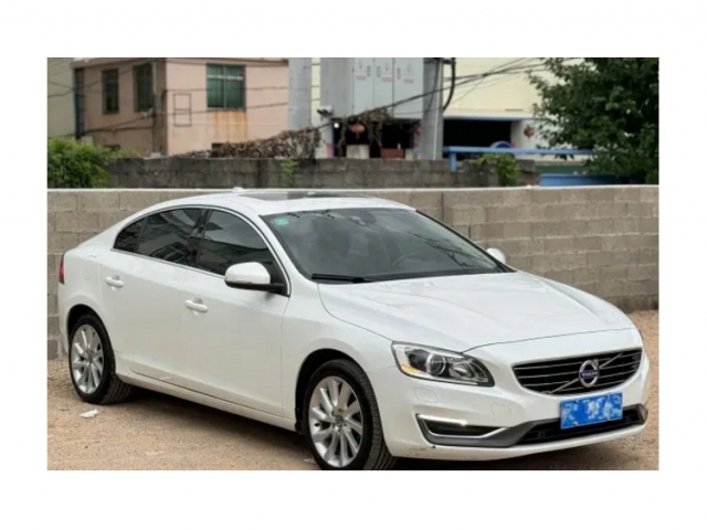 沃尔沃 S60 2015款 S60L 2.0T 智远版一辆