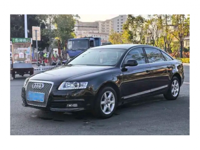 奥迪 A6L 2011款 2.0 TFSI 自动标准型一辆