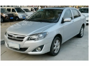 丰田 花冠 2013款 1.6L 自动卓越版一辆