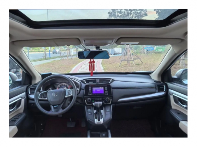 本田 CRV 2017款 240TURBO CVT两驱一辆