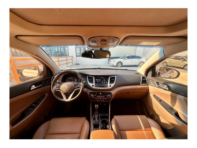 现代 途胜 2018款 1.6T 双离合两驱一辆