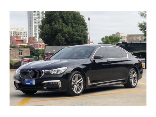 宝马 7系 2016款 730Li 领先型一辆