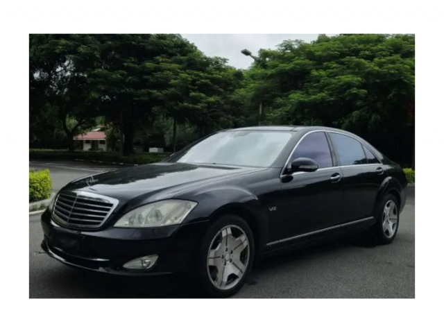 奔驰 S级 2008款 S 600 L一辆