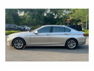 宝马 5系 2013款 525Li 领先型一辆