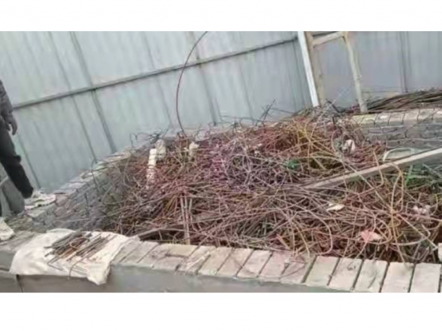 标的：废钢筋一批