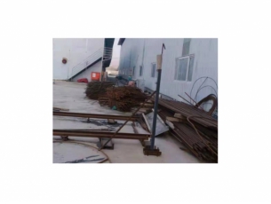 标的：废钢筋一批