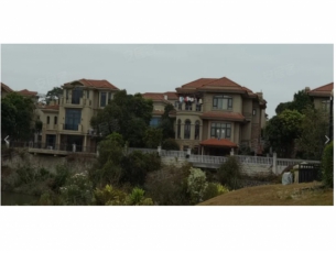 标的1：拍卖不动产一套